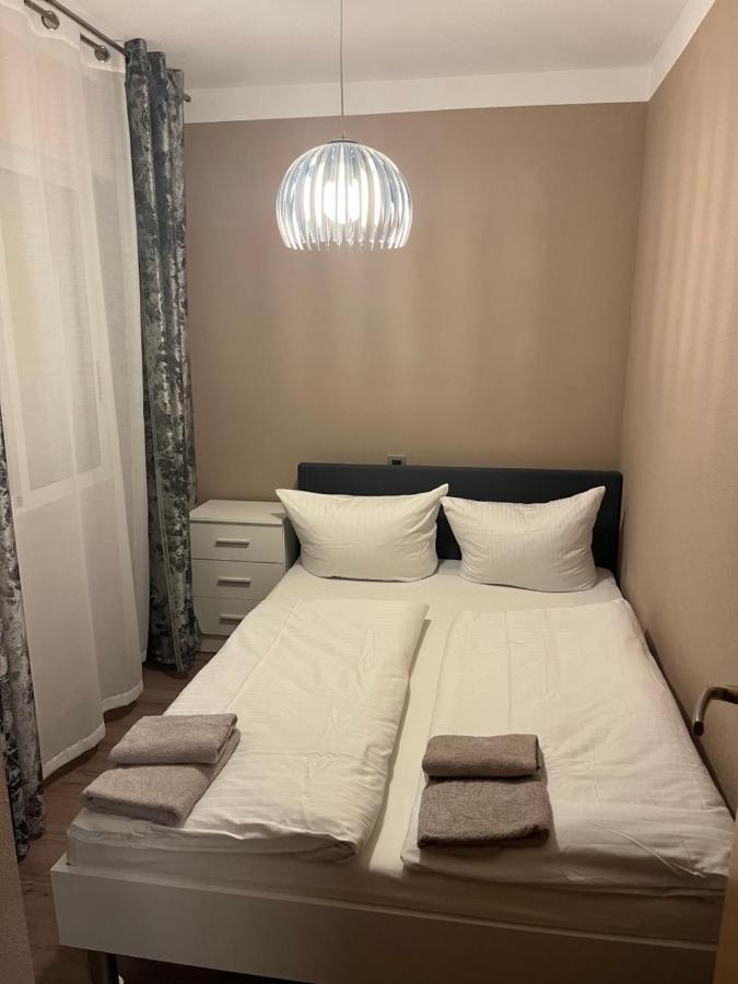 Villa Nadiya App Pool, Parking Торрев'єха Екстер'єр фото